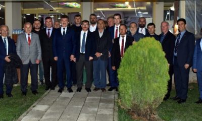 Son Kez Yemekte Bir Araya Geldiler