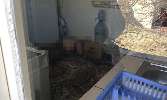 Haber Alamadıkları Komşularını Evde Ölü Buldular