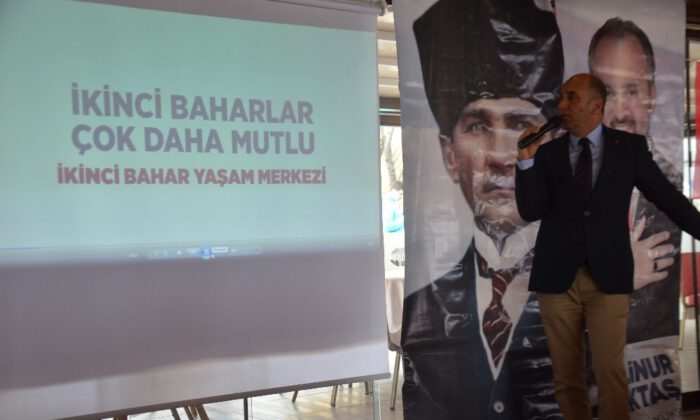 Murat Ünal, projelerini Mudanya esnafına anlattı