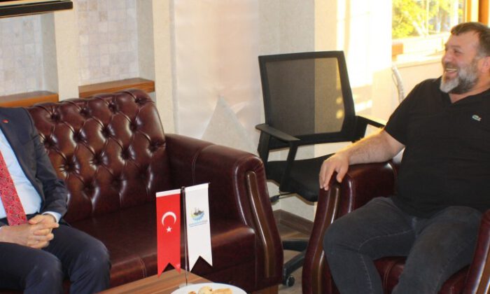 SP Büyükşehir Adayı Atmaca’dan KARADENİZSİAD’a ziyaret