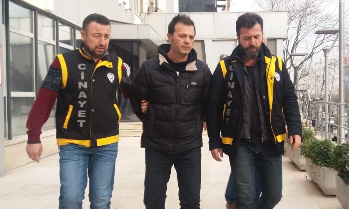 Boşanmak İsteyen Karısını Öldüren Adama Tahrik İndirimi