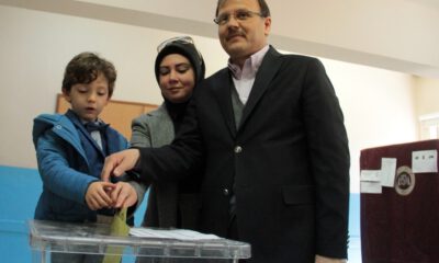 Çavuşoğlu Oyunu Bursa’da Ailesiyle Kullandı