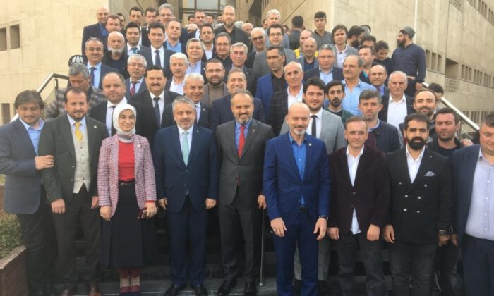 Bursa Büyükşehir Belediye Başkanı Alinur Aktaş Mazbatasını Aldı