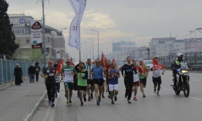 Bursa’da Maraton Koşucuları Polis İçin 10 Kilometre Koştu