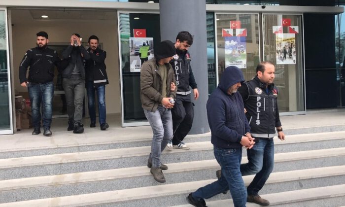 Uyuşturucu Satacaklardı, Narkotik Polisi Planlarını Bozdu