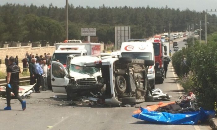 İzmir’de feci kaza: 7 ölü
