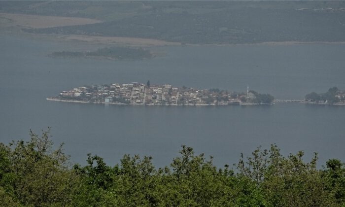 Bu Köye Gelip Manzarasını Görenler Hayran Kalıyor