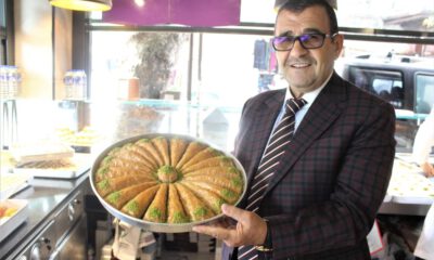 Baklavada Yeşile Boyanan Fıstık Oyunu…