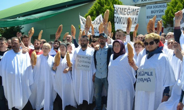 Mudanya’da Kefenli Protesto