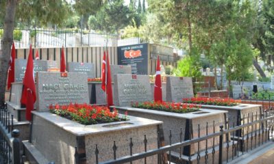 Şehitlikler Çiçeklendiriliyor