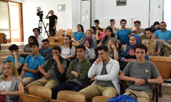 Büyükşehir Belediyesi Hayvanat Bahçesinden Anlamlı Kampanya