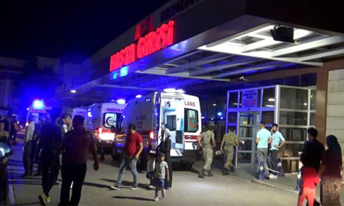Fırat Kalkanı’nda iki yaralı