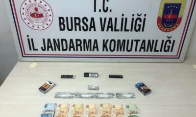 Hareketlerinden Şüphelendikleri Genç Zehir Taciri Çıktı