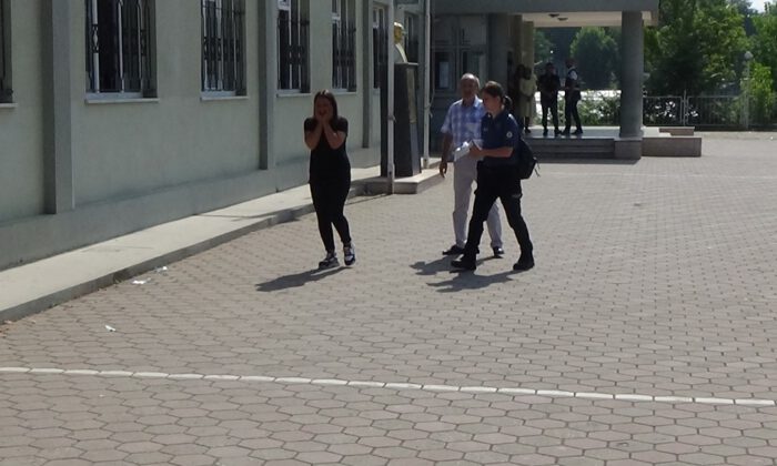 Otomobilde Unuttuğu Kimliği Kabusu Oldu