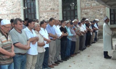 Mursi İçin Gıyabî Cenaze Namazı Kılındı
