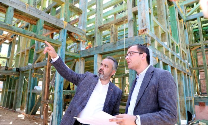Bursa Mevlevihanesi Küllerinden Doğuyor