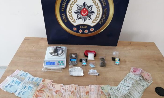Bursa Merkezli 3 İlde Narkotik Operasyonu: 13 Gözaltı