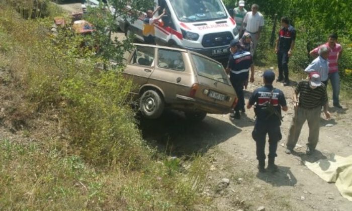 Frenleri Boşalan Otomobilin Altında Can Verdi