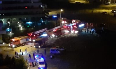 18 Katlı Lüks Binanın Çatısı Alev Alev Yandı