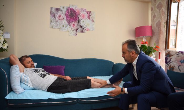 Hac Dönüşü İlk Ziyaret Yaralı Gaziye