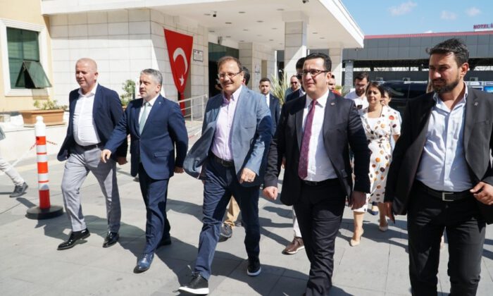 Mustafakemalpaşa’ya Güçlü Destek