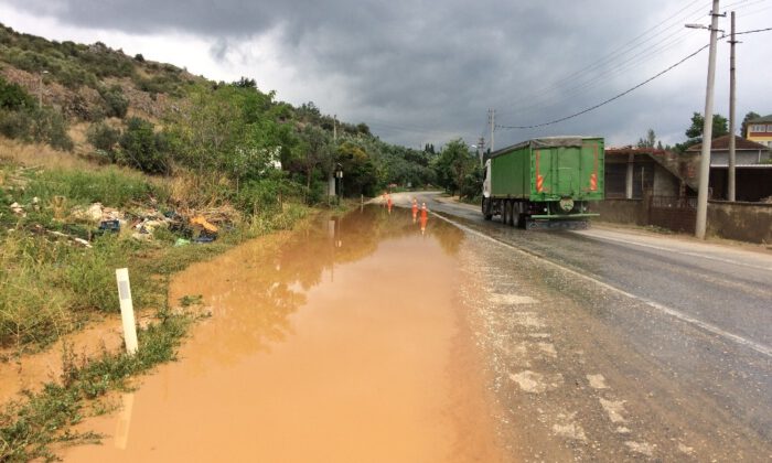 İznik Yağmura Teslim