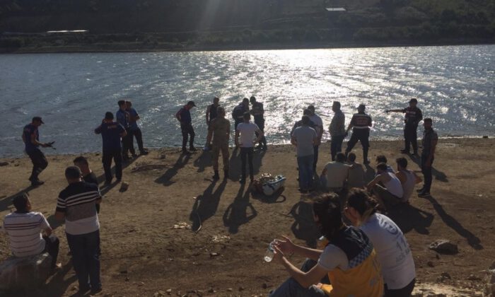 Dedesi İle Balık Tutmaya Giden Suriyeli Çocuk Barajda Boğuldu