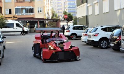 Emekli Maaşıyla Kendine Son Model Otomobil Yaptı