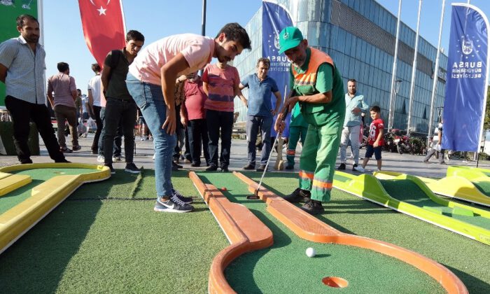Şehrin Göbeğinde Golf Keyfi
