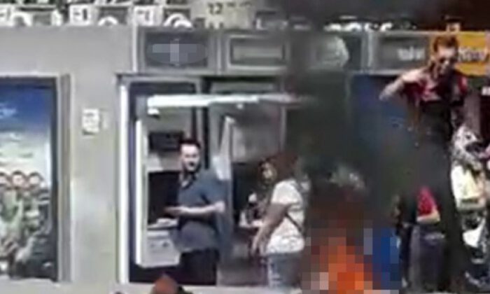 Ankara’da bir kişi kendini yaktı!