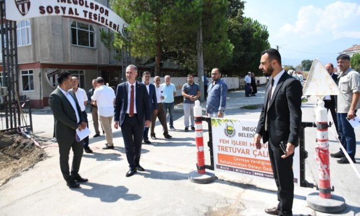 İnegöl Belediyesi’nden Burhaniye Mahallesine Otopark Ve Parke Taşı