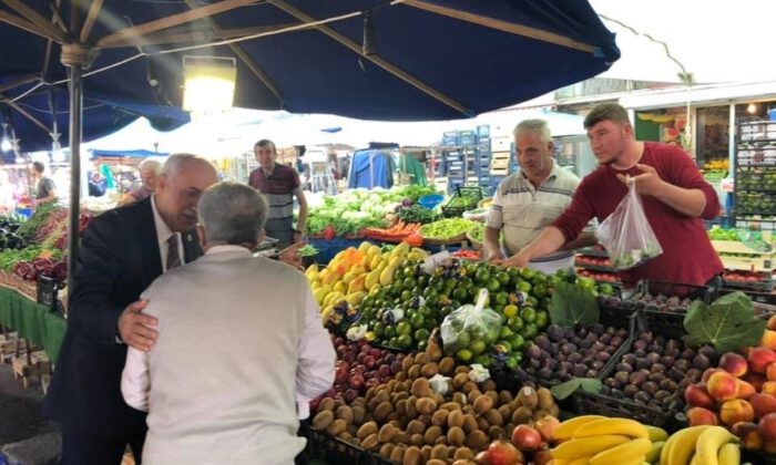 Başkan Davut Aydın Pazarı Gezdi