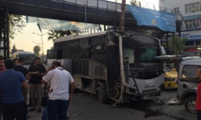 Çevik kuvvet polislerine hain saldırı