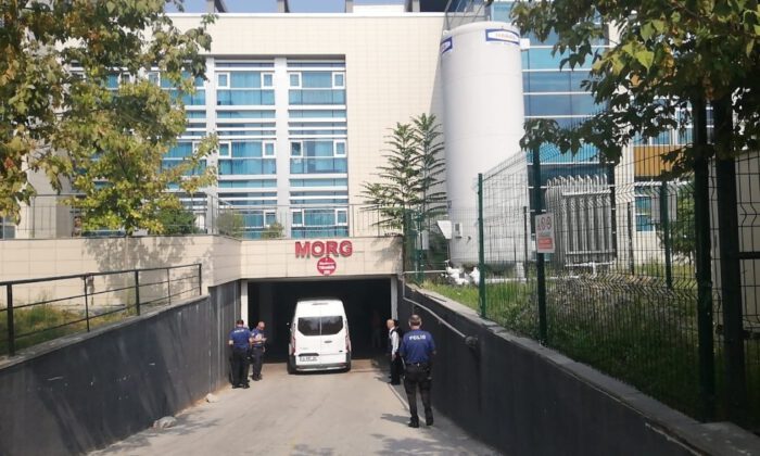 Dere Kenarında Erkek Cesedi Bulundu