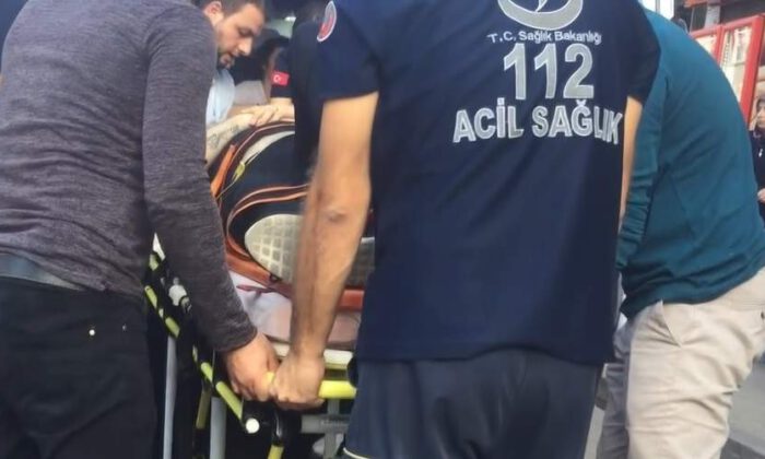 Vicdansız Sürücü Bebeğiyle Bekleyen Babaya Böyle Çarptı, Kaçtı