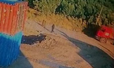 Tır Şoförü Otomobilin Altında Böyle Kaldı