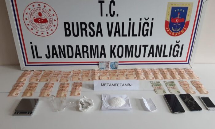 İnegöl’de Uyuşturucu Operasyonunda 3 Gözaltı