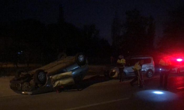 Gemlik’te Otomobil İle Traktör Çarpıştı: 2 Yaralı