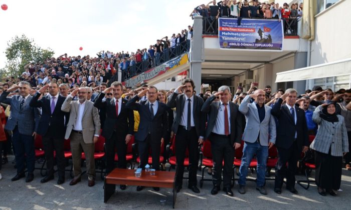 Bursa Uludağ Üniversitesi’nden Mehmetçiğe Selam