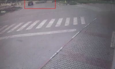 Kavşaktaki Kaza Anı Kamerada
