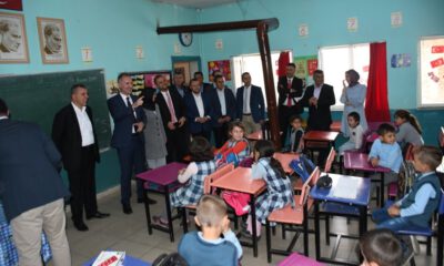 Bursa’da İnegöl Belediyesi’nden ilkokul öğrencilerine kitap