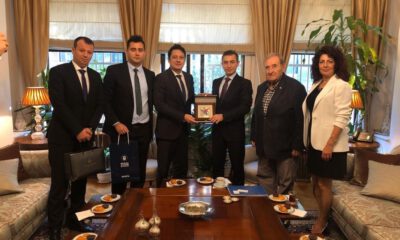 Büyükşehir, Londra Ve Selanikte