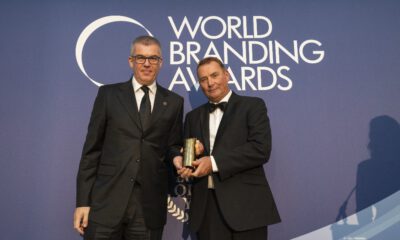 Özdilek, Dünya Devleri Arasında