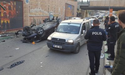 Köprüden Otomobil Düştü