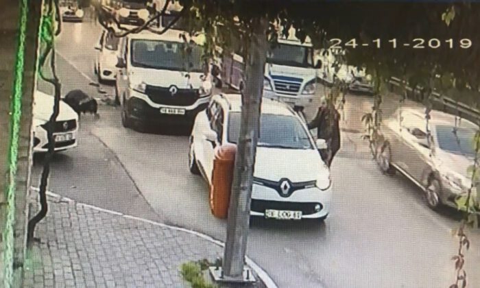 Bursada Dehşet Anları Kamerada…metrelerce Sürükledi, Diğer Sürücüler Uyarınca Fark Etti