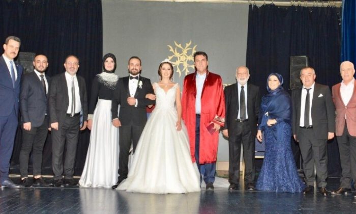 Siyaset Ve İş Dünyasını Buluşturan Düğün