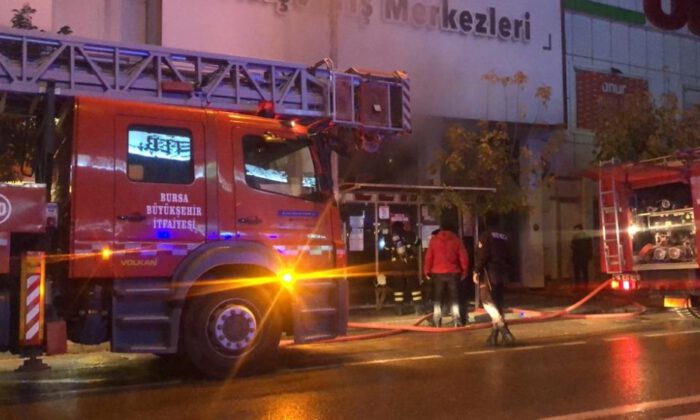 Bursada  Avmde Yangın