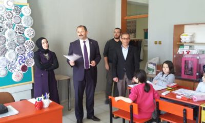 Belediye Başkanın Evinin Kapısında Şaşırtan Not