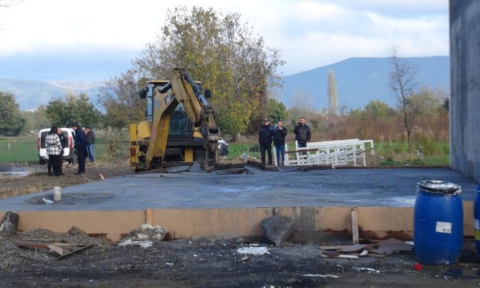 Gürsuda Kaçak Yapıyla Mücadele Sürüyor