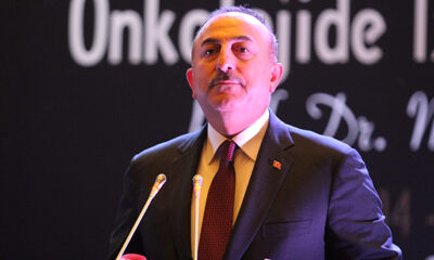 Bakan Çavuşoğlu’ndan AP’ye: “Denize nasıl döktüğümüzü en iyi bu ırkçı kafalar bilir”